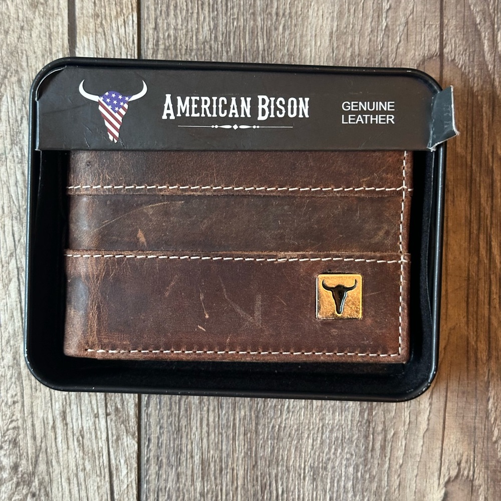 New Brown Leather Wallet $25 Bucks 🤠